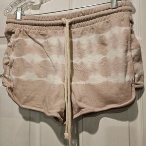 UNIVERSAL THREAD SHORTS